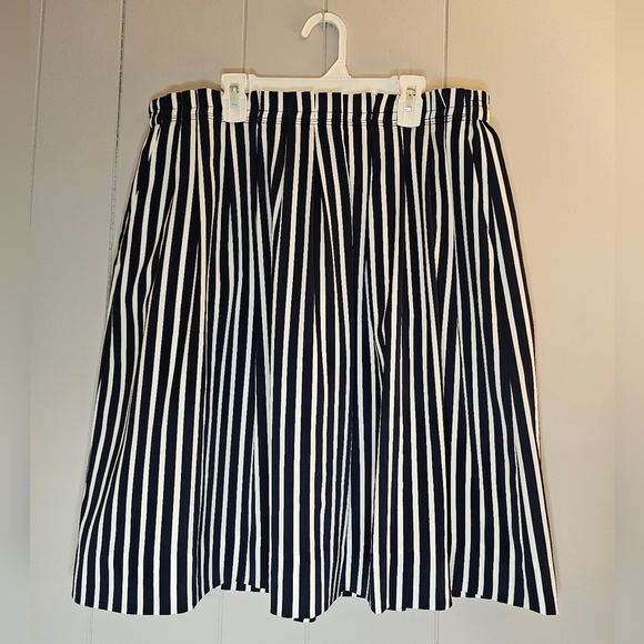 NWT J. Crew Navy White Stripe Skirt with Pockets, size 14 - Picture 1 of 5
